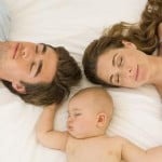 papas-y-bebe-dormido